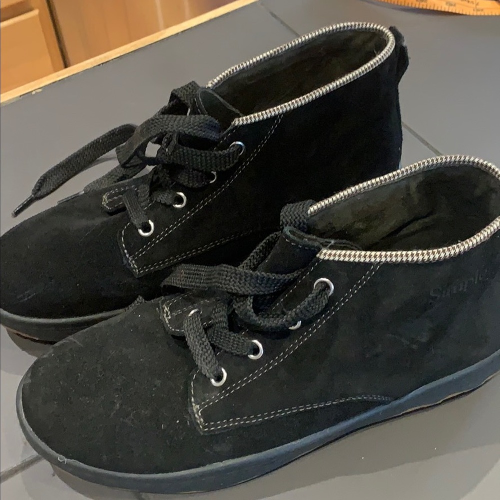 NEW Simple Black Velvet High Top Sneakers